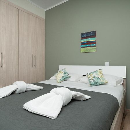 Mtc-Sfs Apartment By The Sea And Airport Порто-Рафти Экстерьер фото